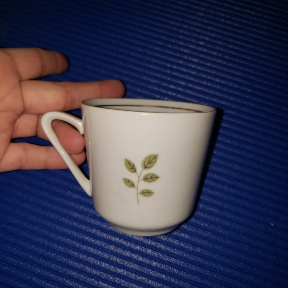 Vintage Kayla Teacup - Picture 2 of 5